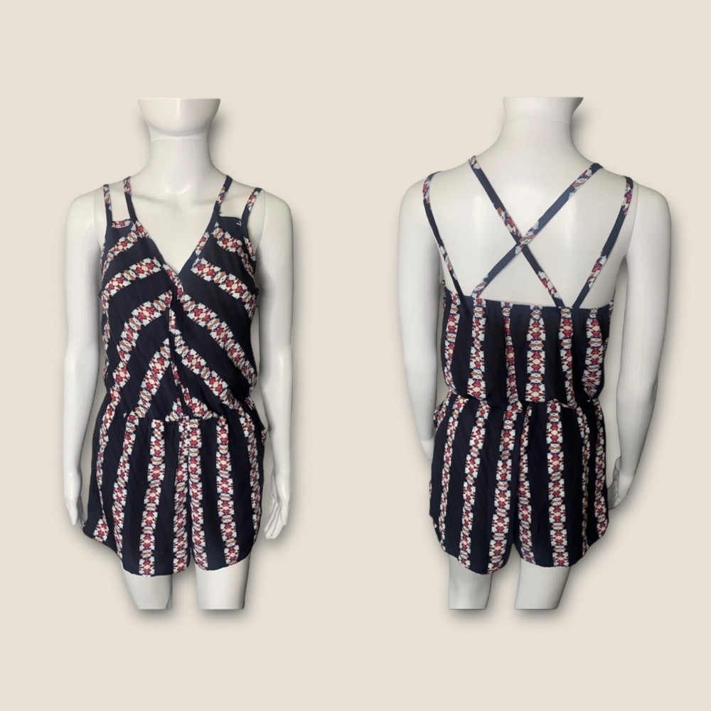 Xhilaration Floral Print Sleeveless Mini Romper Size XS